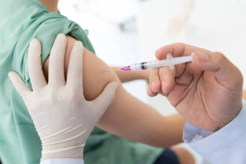 Peste 19.000 de copii „restanțieri” la vaccinarea ROR