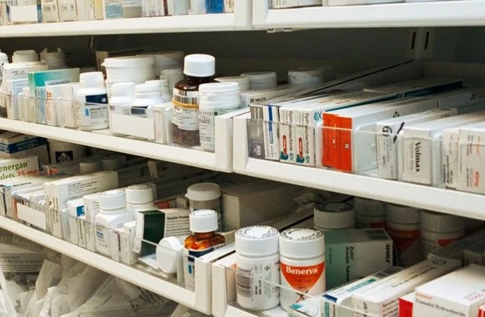 Stocurile de medicamente ar putea fi raportate săptămânal
