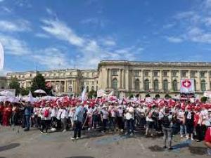 Proteste în Sănătate pentru creșteri salariale