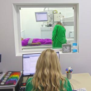 Aproape 900 de pacienți, investigați medical cu aparatul SPECT-CT de la Spitalul Județean Galați  &nbsp;