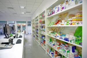 Farmaciile, obligate să raporteze zilnic toate medicamentele eliberate din categoriile antibiotice și antifungice   